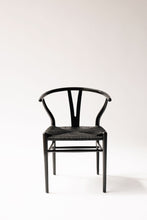 Cargar imagen en el visor de la galería, Silla Wishbone