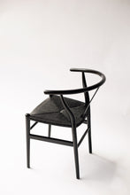 Cargar imagen en el visor de la galería, Silla Wishbone